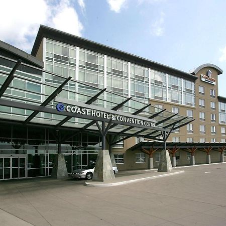Coast Hotel & Convention Centre Лангли Екстериор снимка